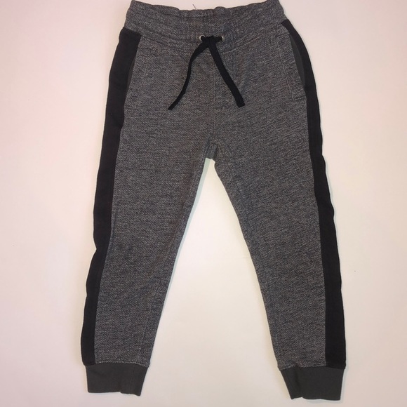 Boys sweatpants size XS 4/5 - Picture 4 of 8